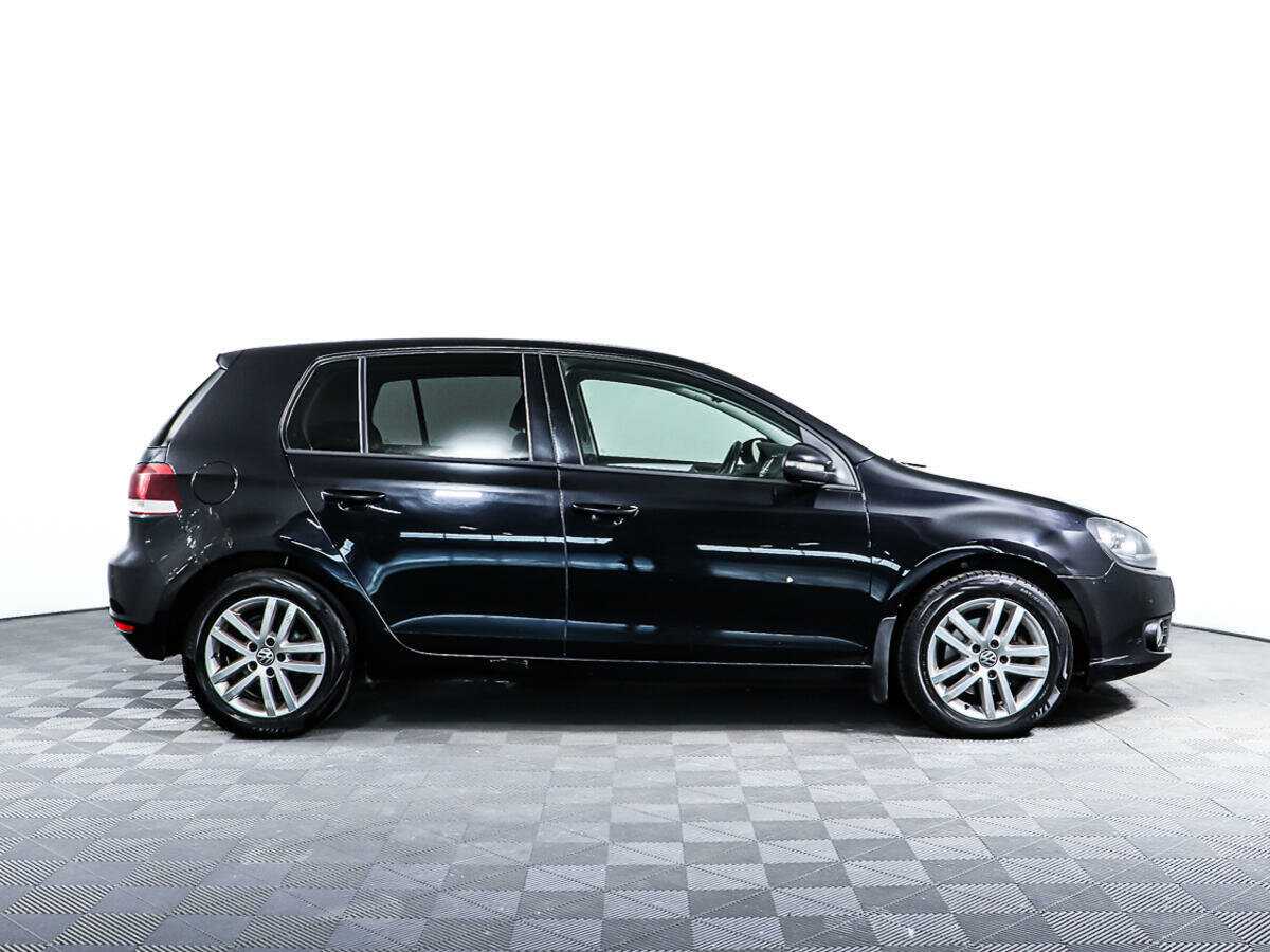 Купить Volkswagen Golf с пробегом. Фото: #1