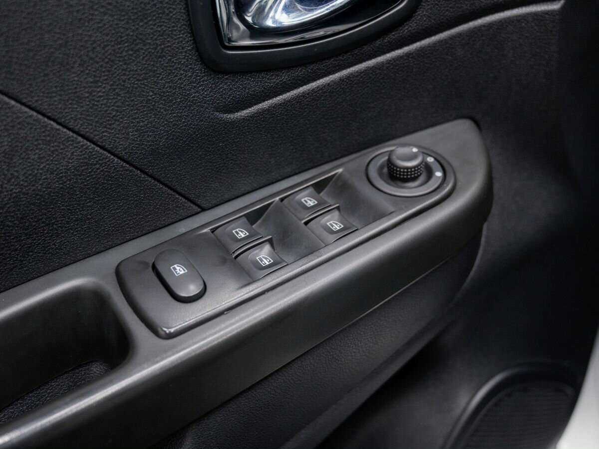 Купить Renault Kaptur с пробегом. Фото: #14