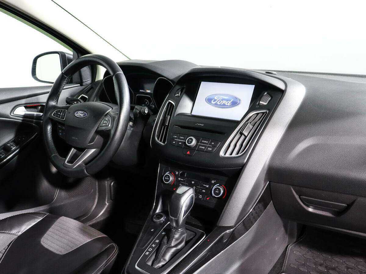 Купить Ford Focus с пробегом. Фото: #7