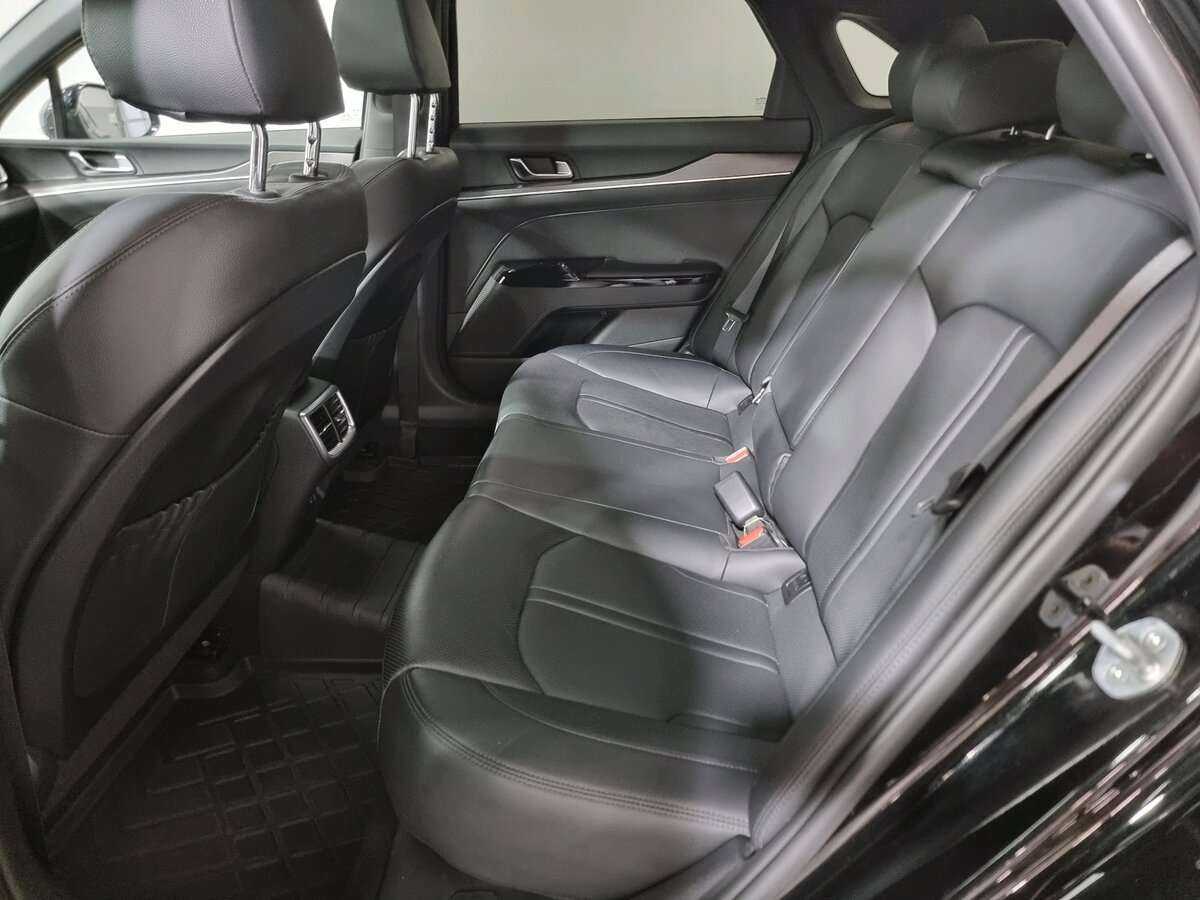 Купить Kia K5 с пробегом. Фото: #10