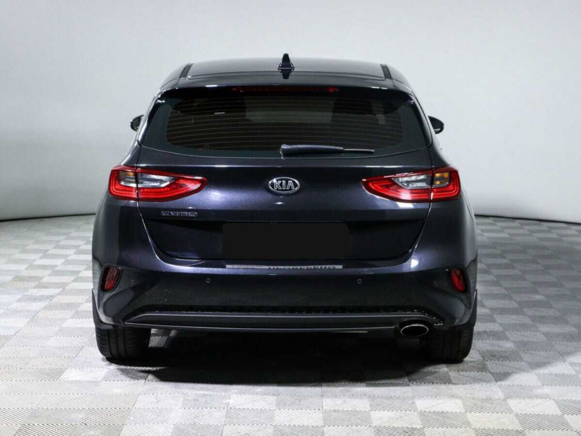 Купить Kia Ceed с пробегом. Фото: #4