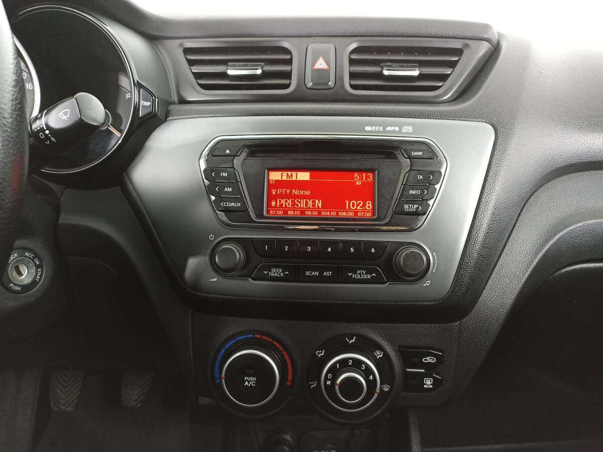 Купить Kia Rio с пробегом. Фото: #14