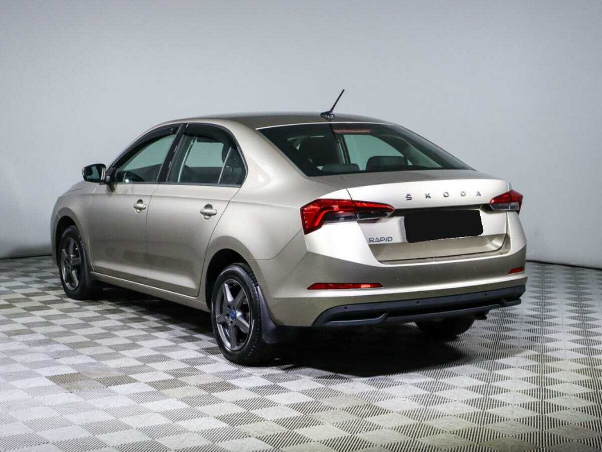 Купить Skoda Rapid с пробегом. Фото: #6