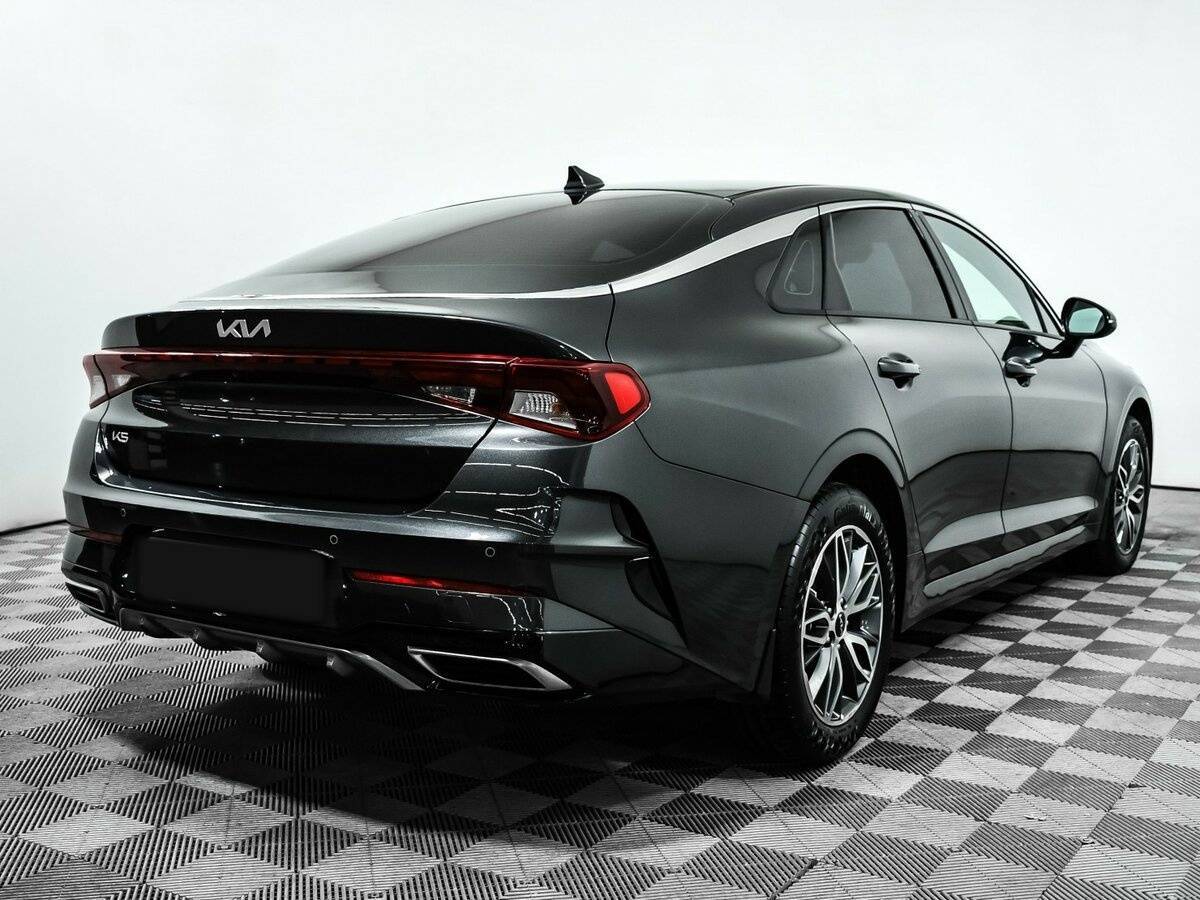 Купить Kia K5 с пробегом. Фото: #4