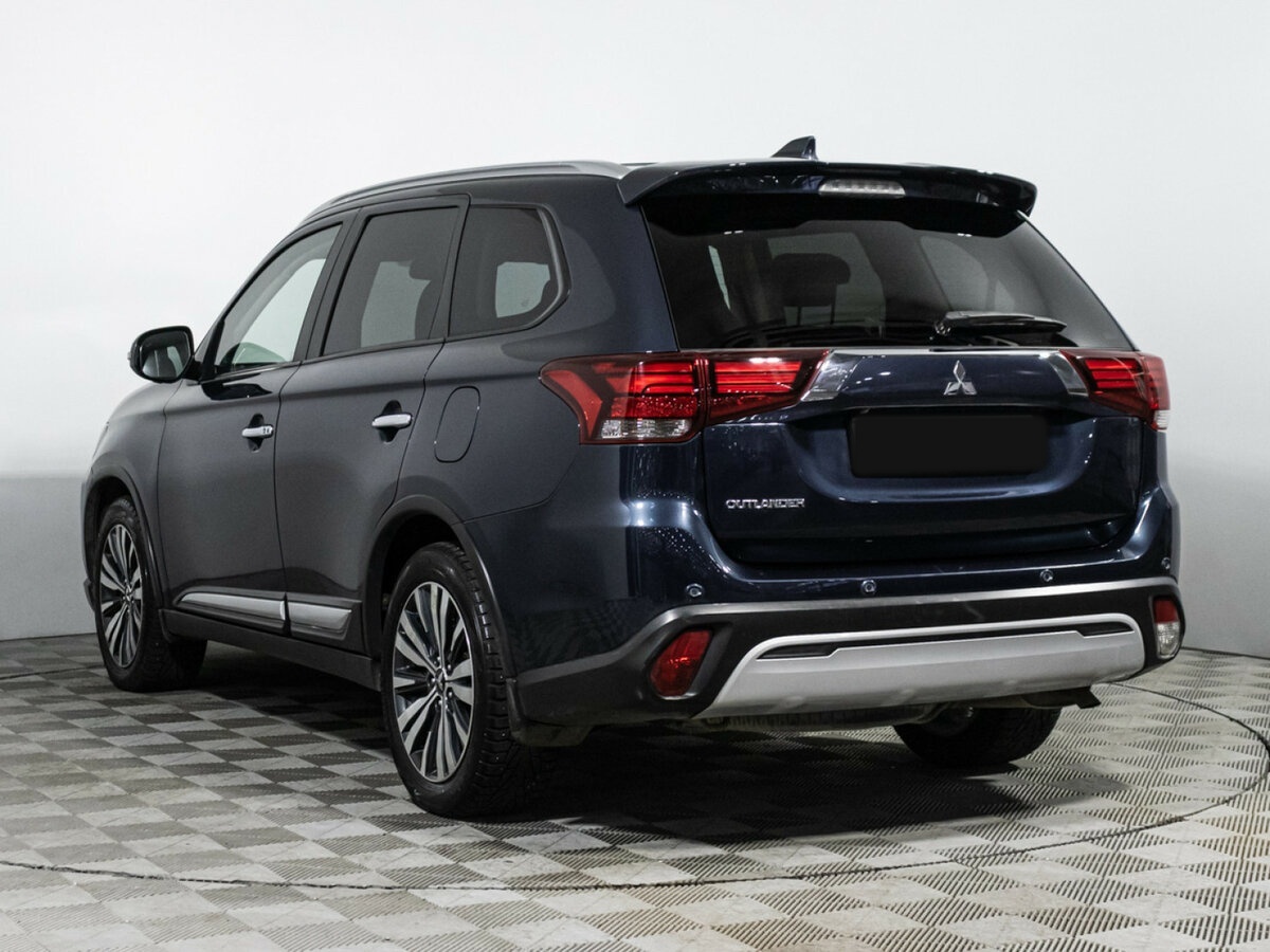 Купить Mitsubishi Outlander с пробегом. Фото: #5