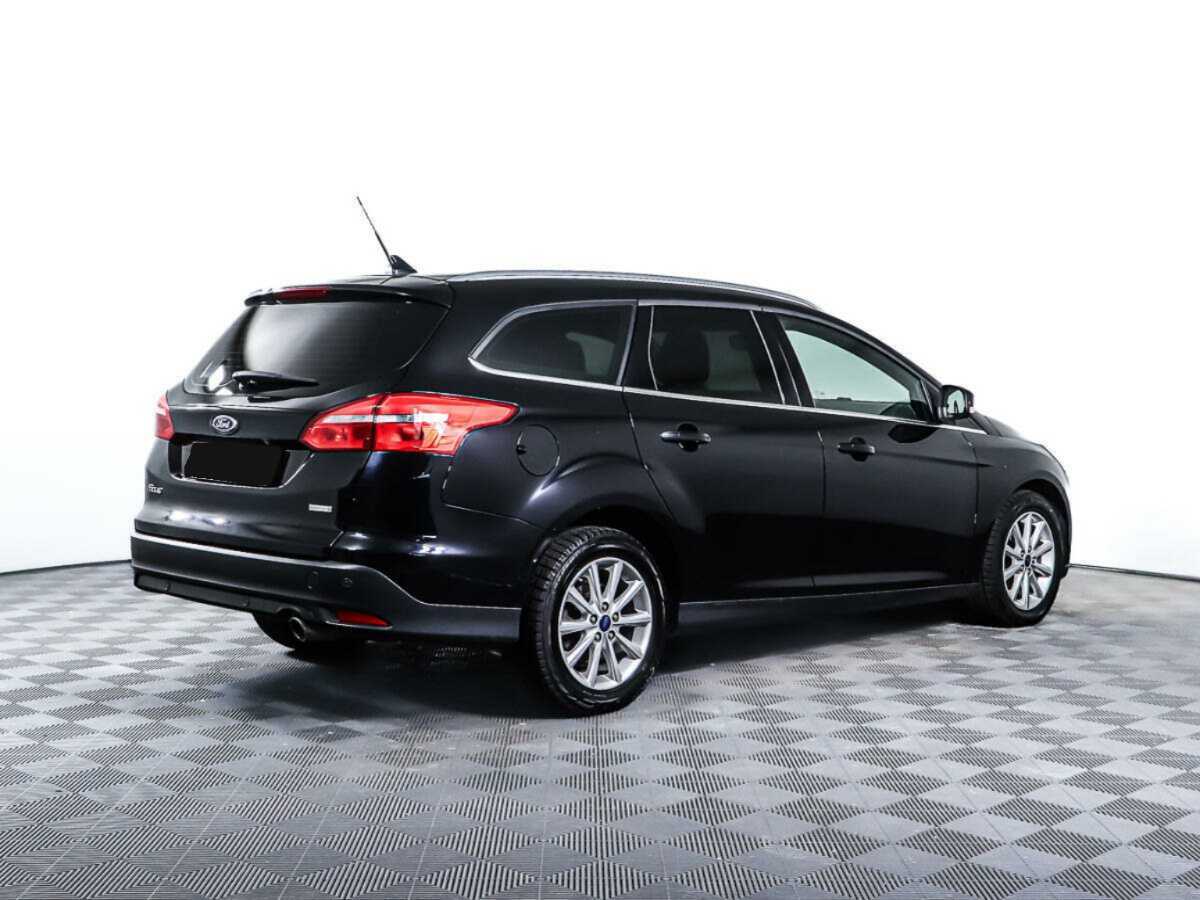 Купить Ford Focus с пробегом. Фото: #4