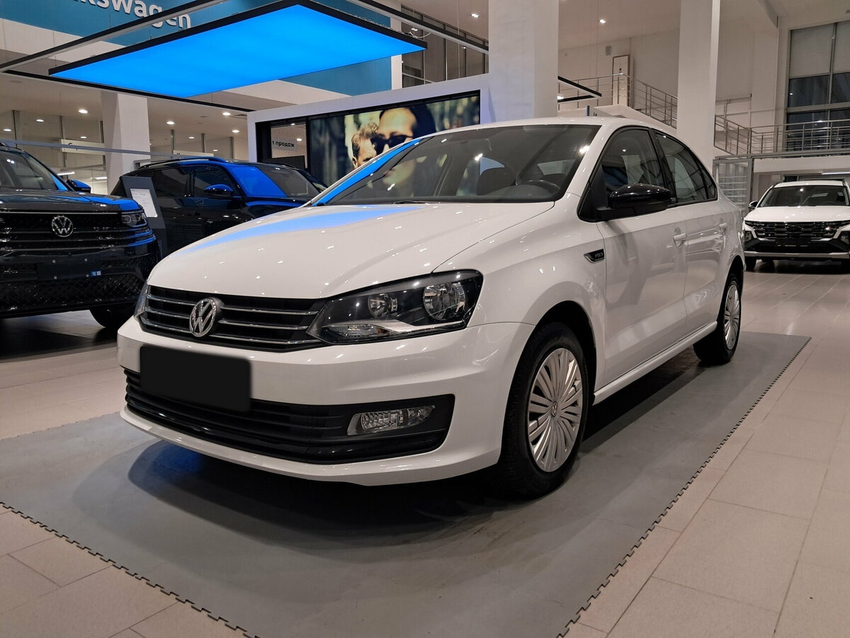 Купить Volkswagen Polo с пробегом. Фото: #0