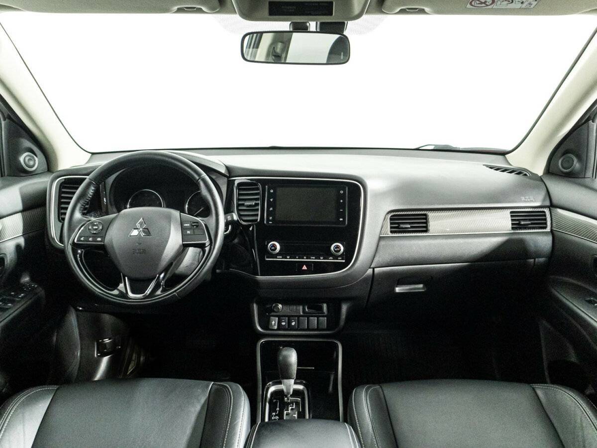 Купить Mitsubishi Outlander с пробегом. Фото: #12