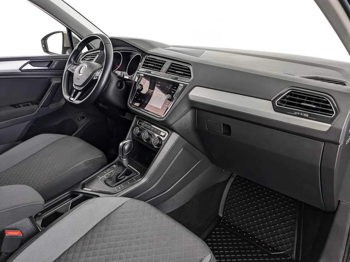 Купить Volkswagen Tiguan с пробегом. Фото: #8