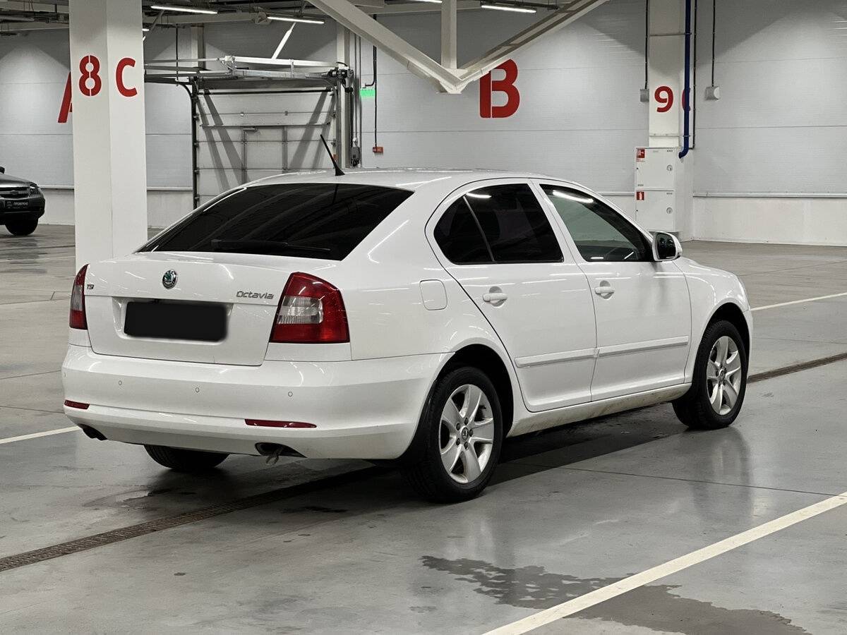 Купить Skoda Octavia с пробегом. Фото: #4