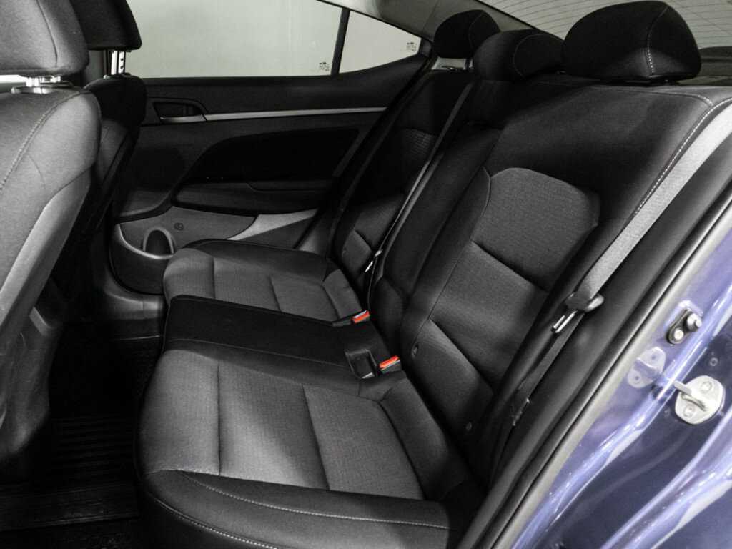 Купить Hyundai Elantra с пробегом. Фото: #9
