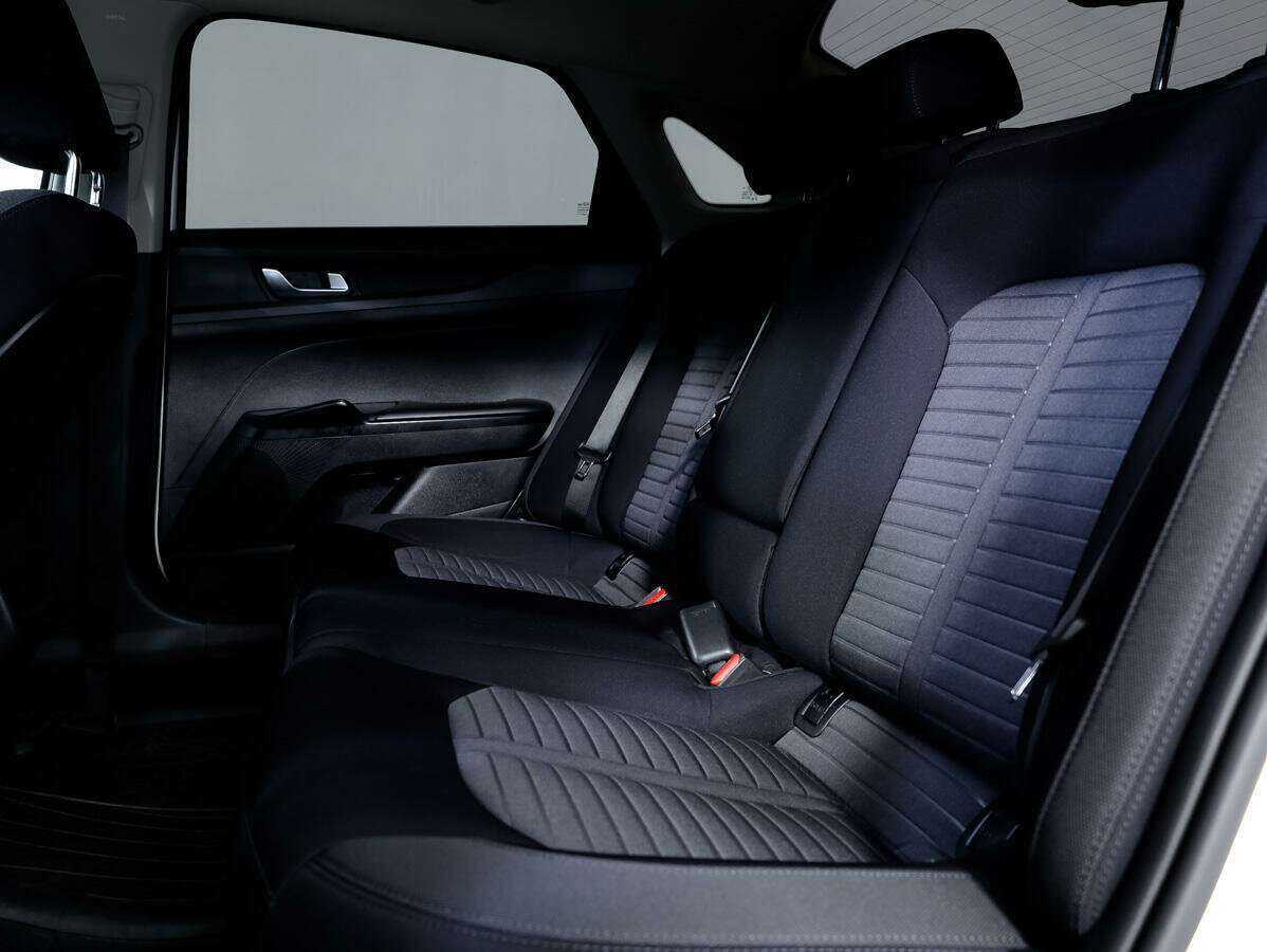 Купить Kia K5 с пробегом. Фото: #10