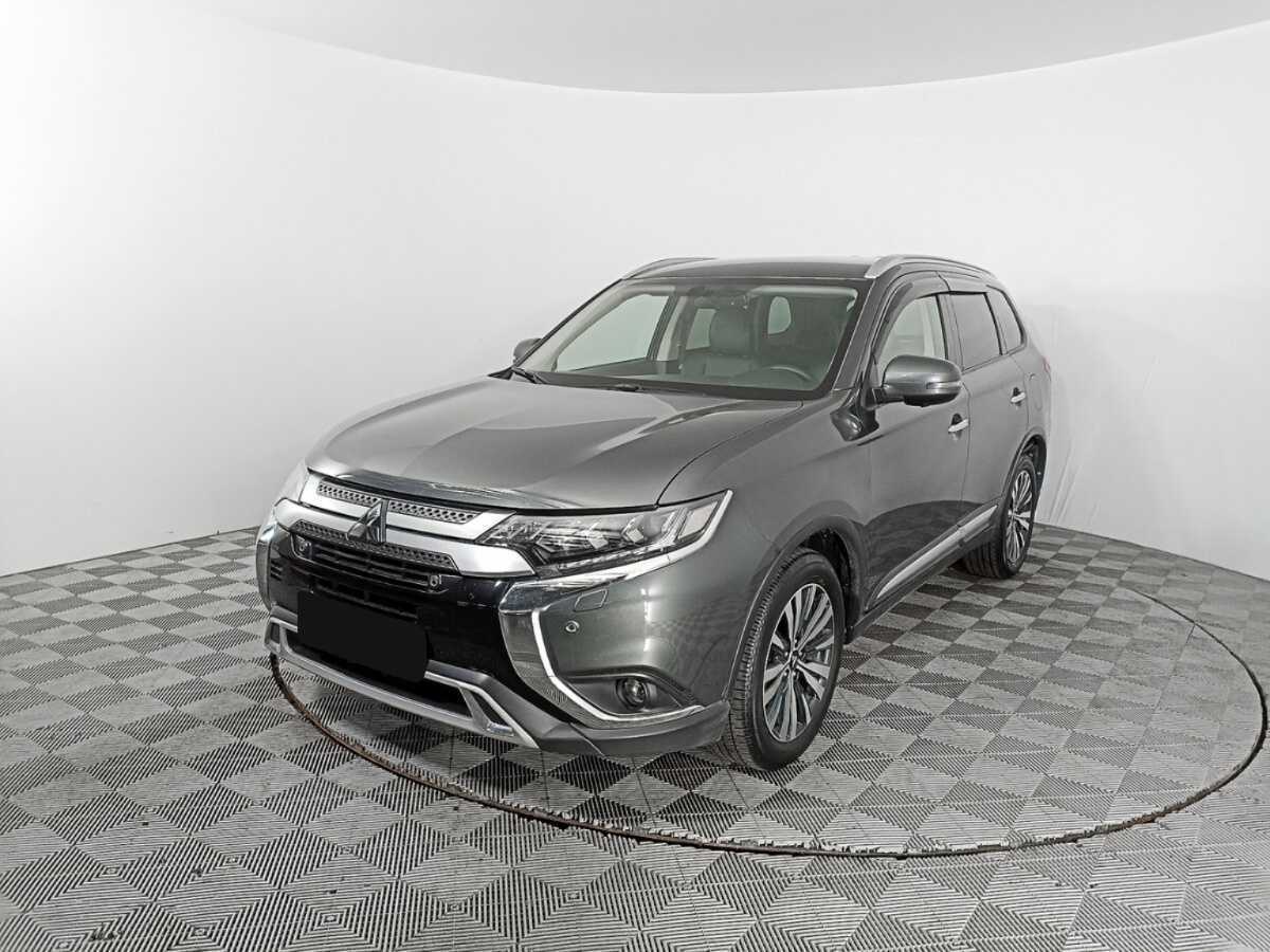 Купить Mitsubishi Outlander с пробегом. Посмотреть фото