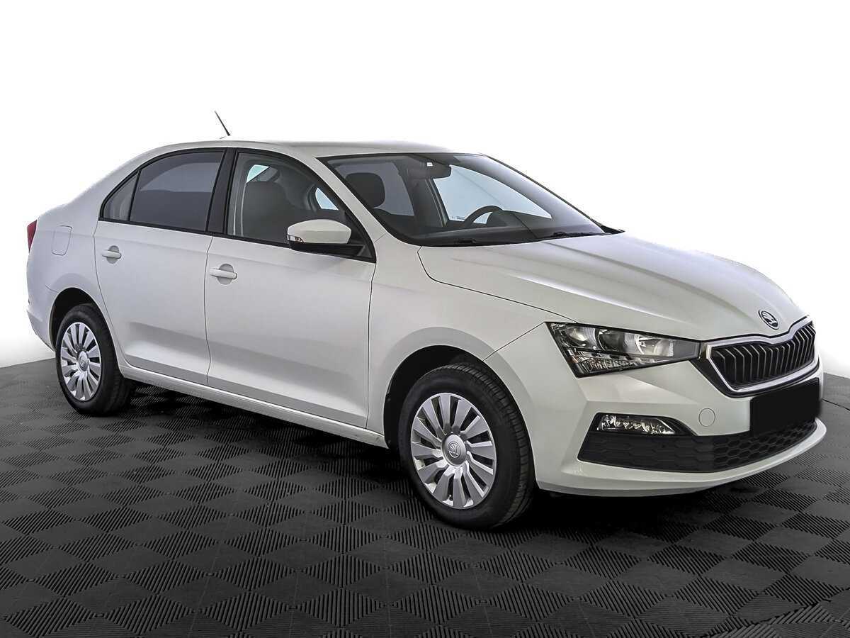 Купить Skoda Rapid с пробегом. Фото: #2