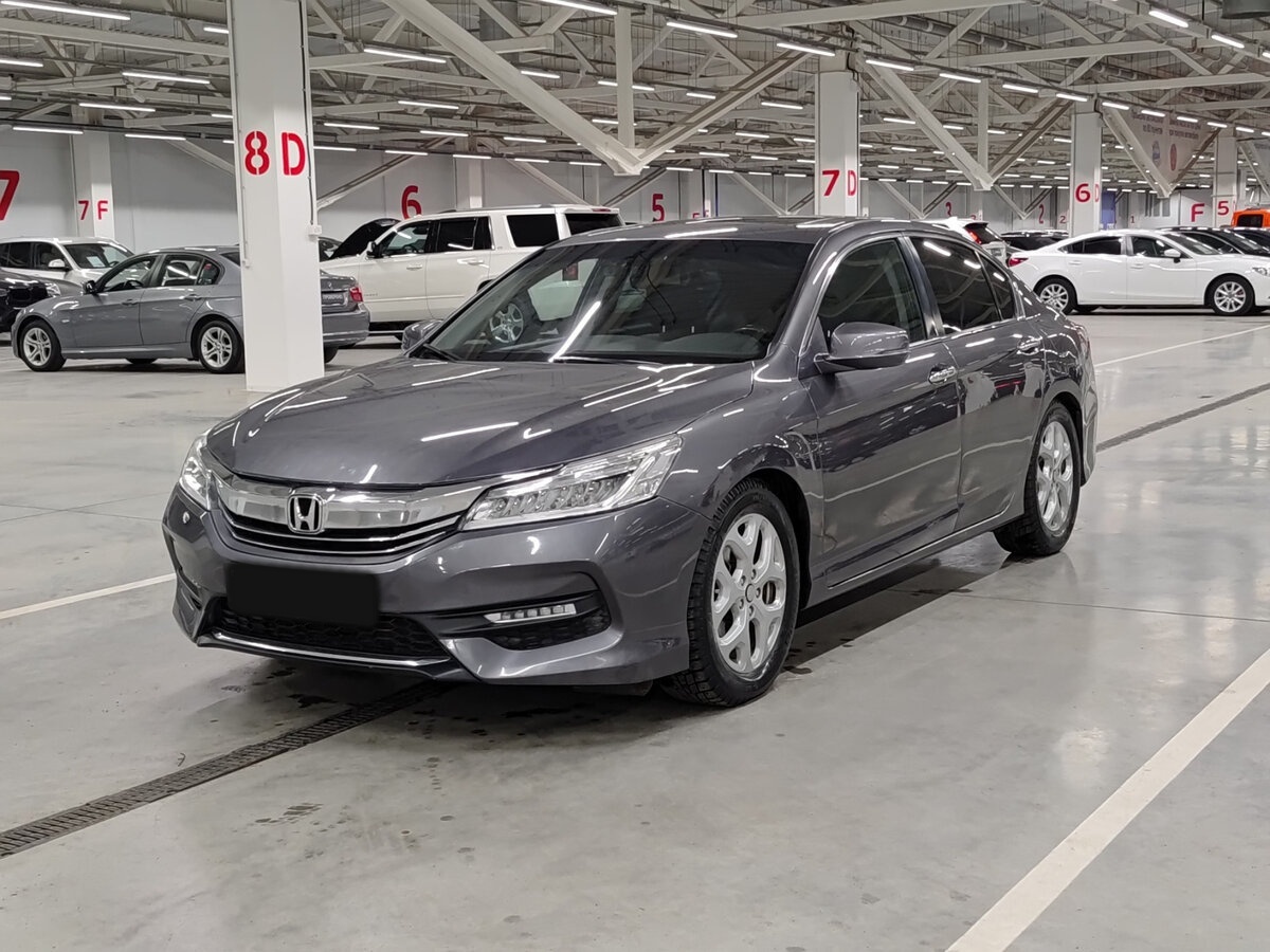 Купить Honda Accord с пробегом. Посмотреть фото