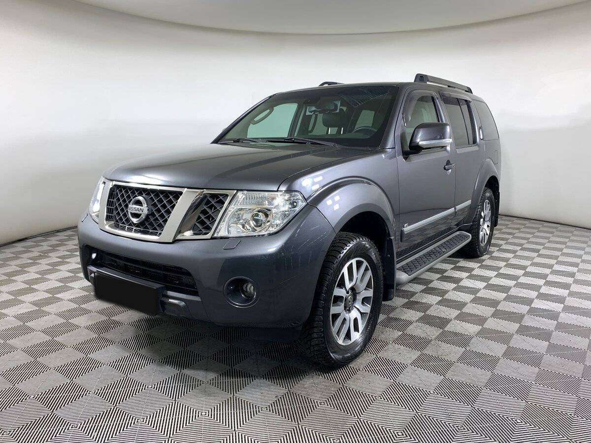 Купить Nissan Pathfinder с пробегом. Посмотреть фото