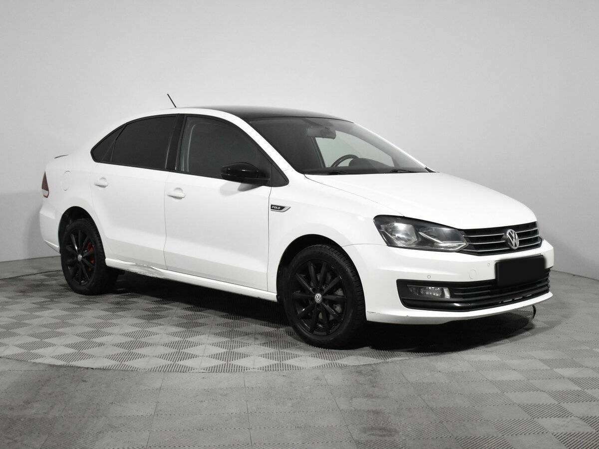 Купить Volkswagen Polo с пробегом. Фото: #2