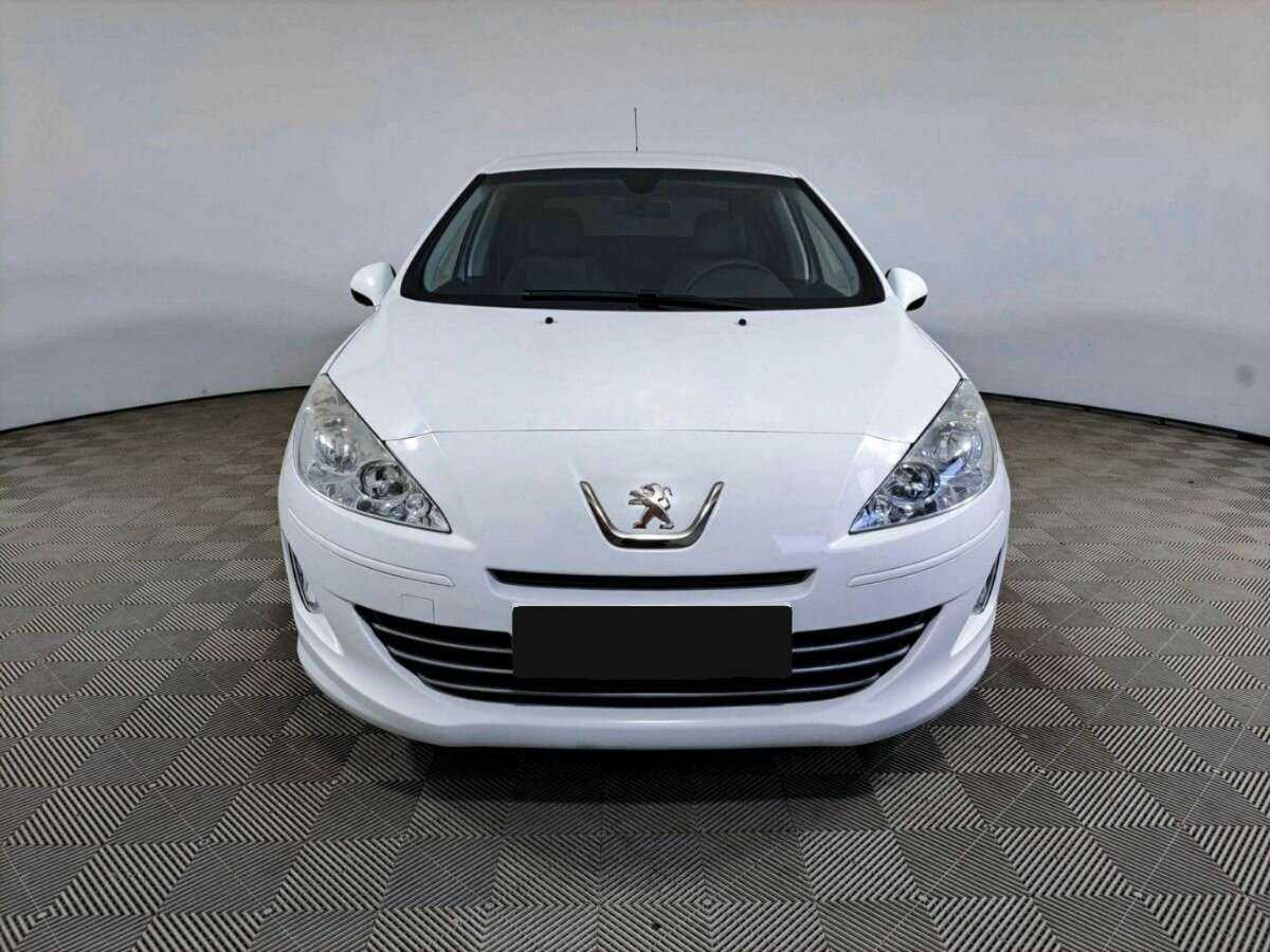 Купить Peugeot 408 с пробегом. Фото: #1