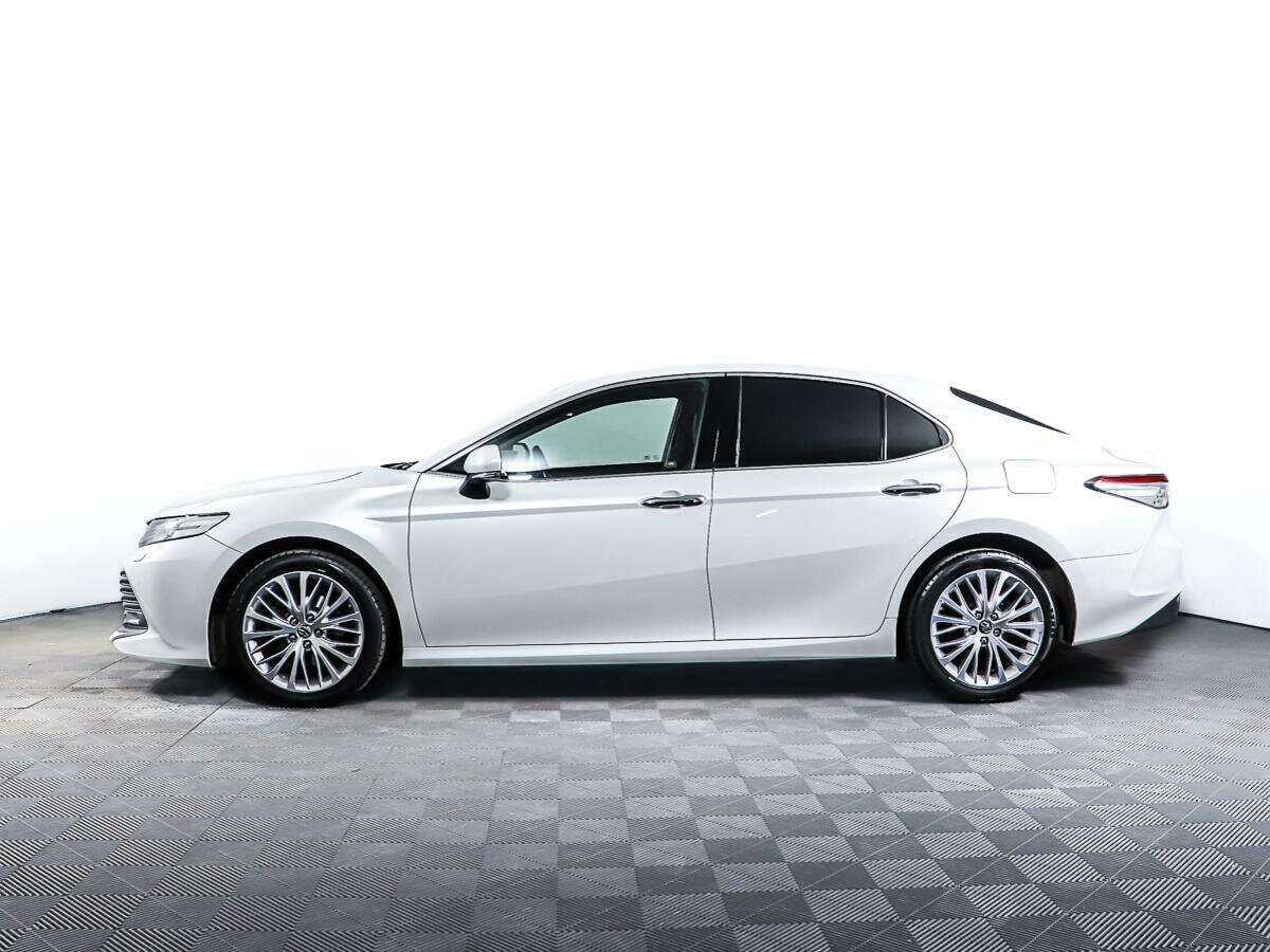 Купить Toyota Camry с пробегом. Фото: #7