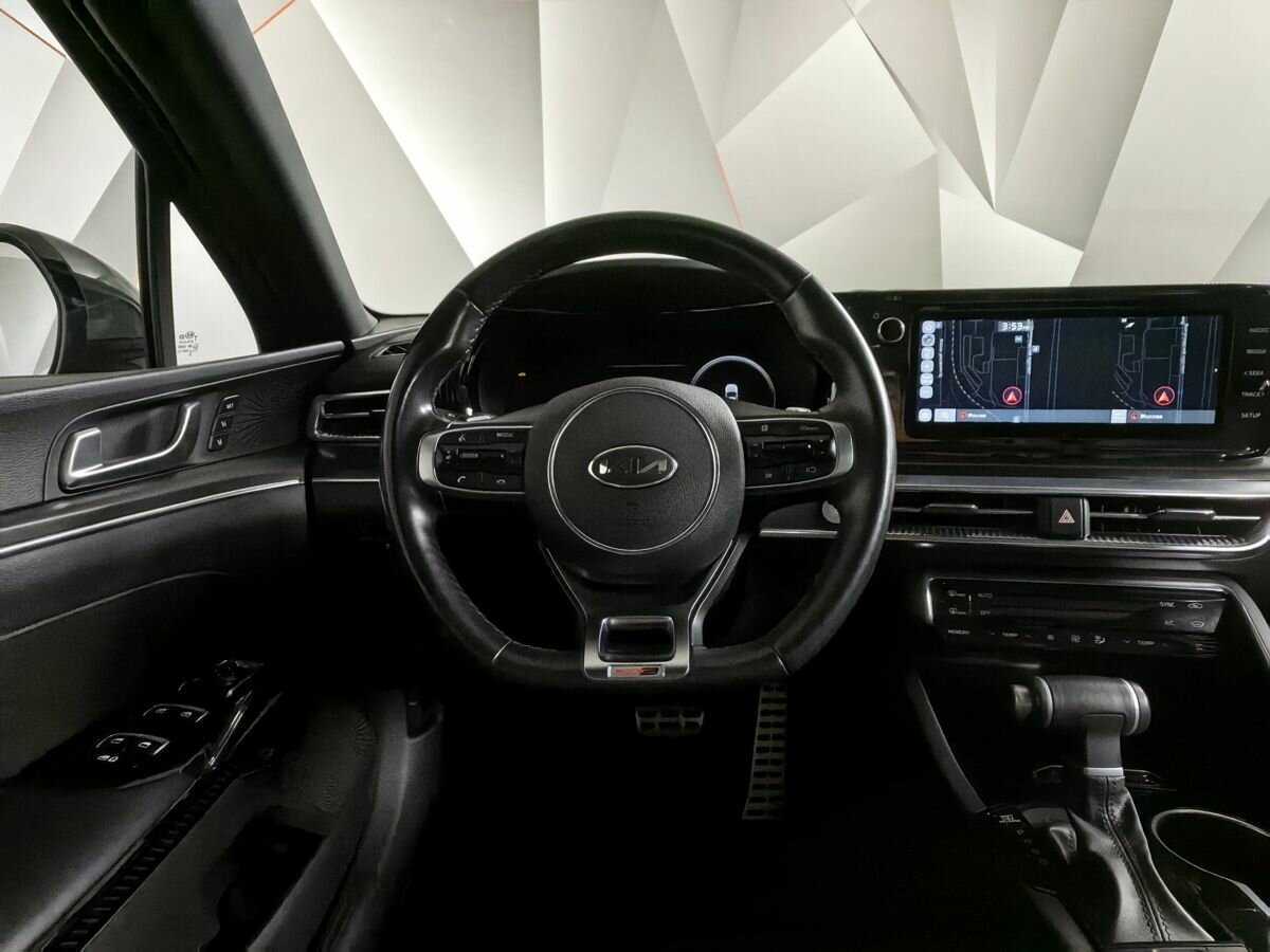 Купить Kia K5 с пробегом. Фото: #14