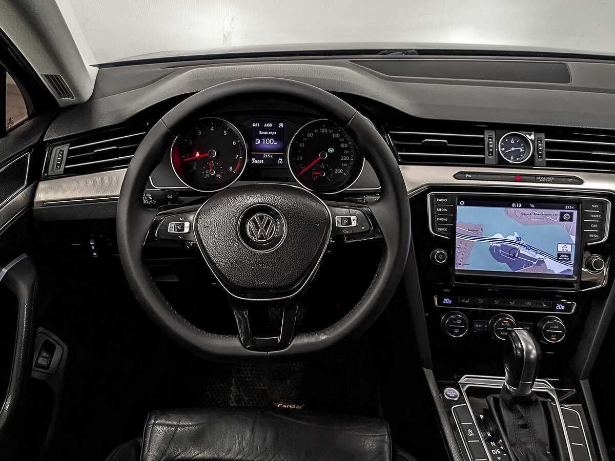 Купить Volkswagen Passat с пробегом. Фото: #21