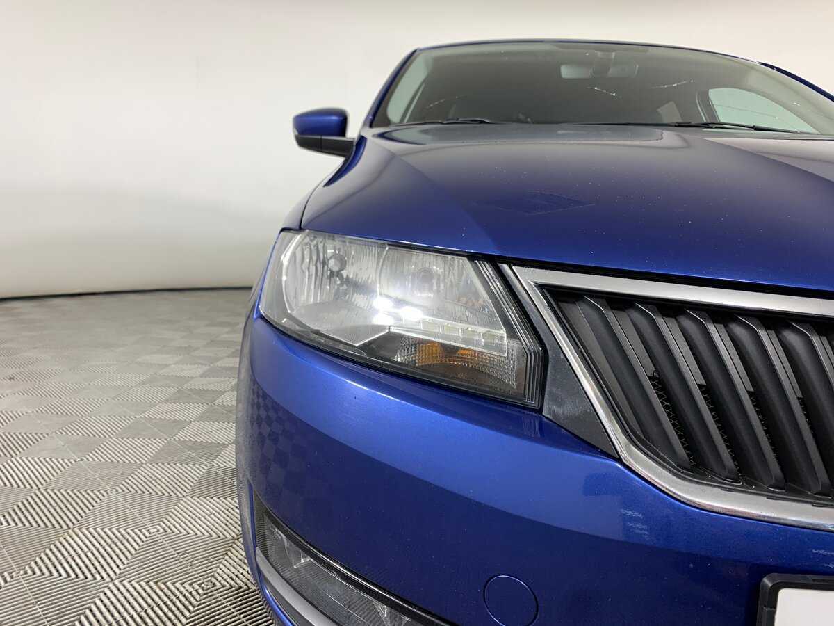 Купить Skoda Rapid с пробегом. Фото: #9