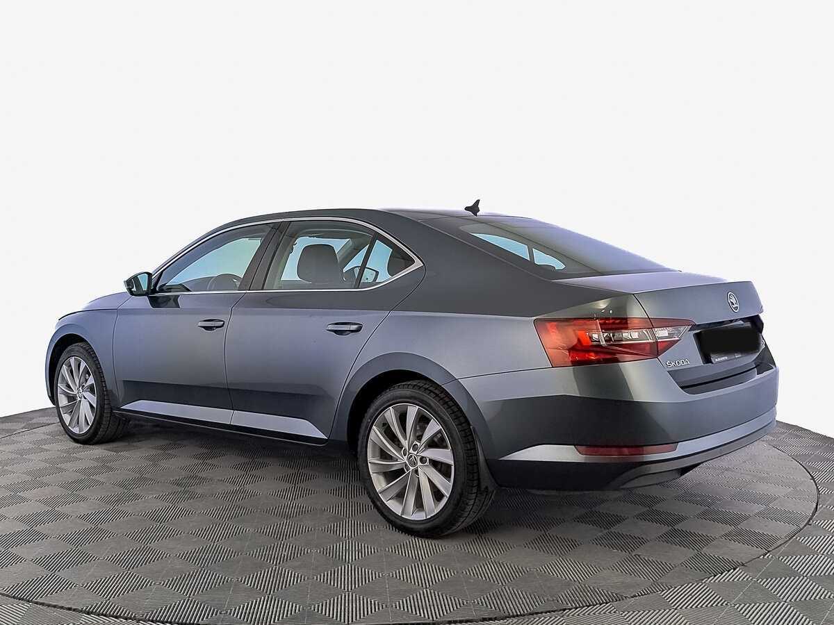 Купить Skoda Superb с пробегом. Фото: #6