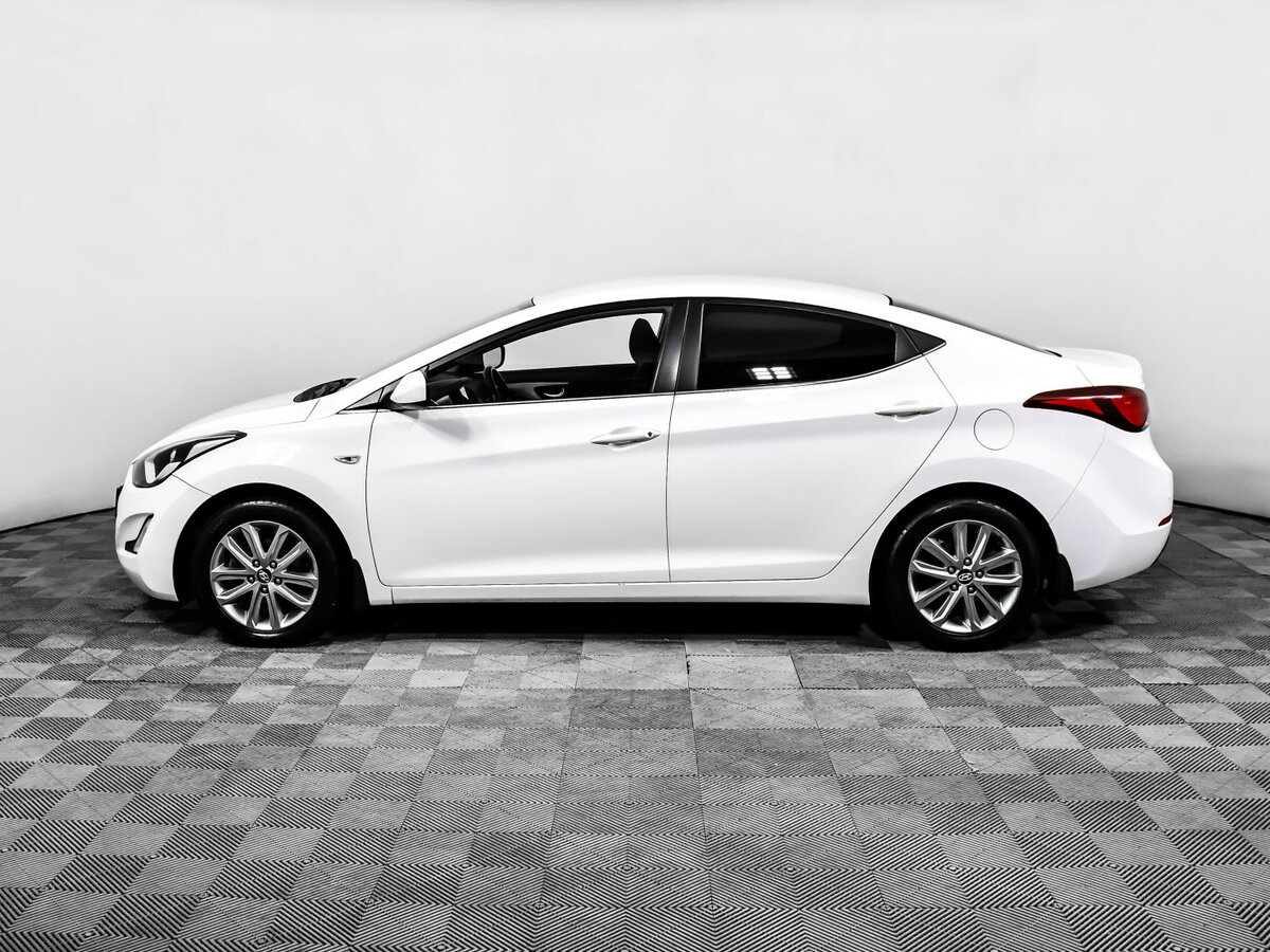 Купить Hyundai Elantra с пробегом. Фото: #7