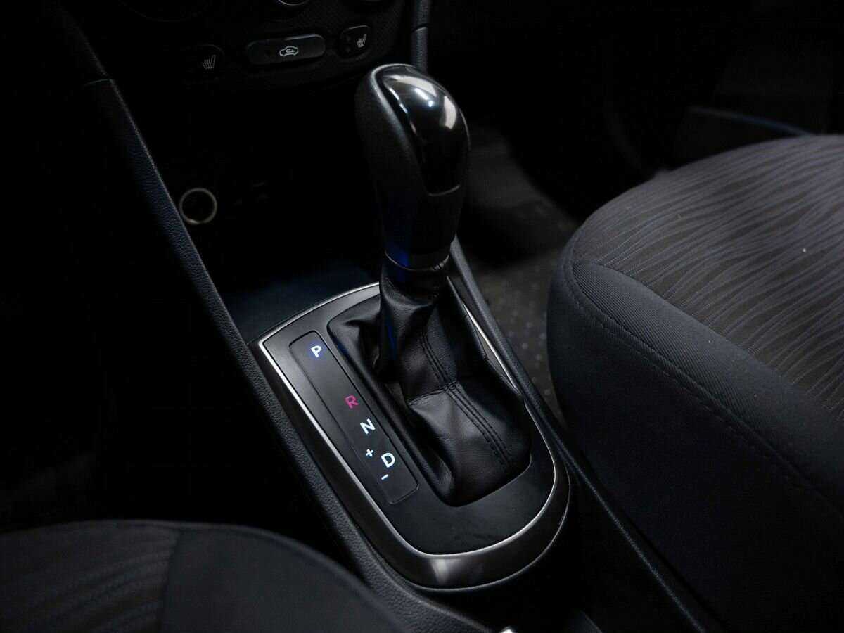 Купить Hyundai Solaris с пробегом. Фото: #19
