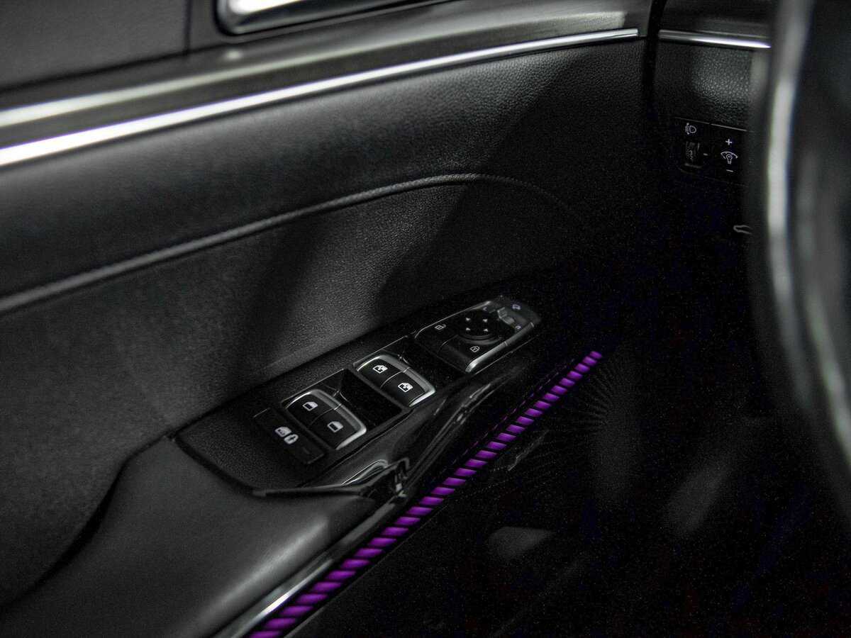 Купить Kia K5 с пробегом. Фото: #17