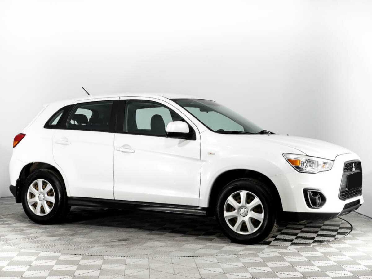 Купить Mitsubishi ASX с пробегом. Фото: #2