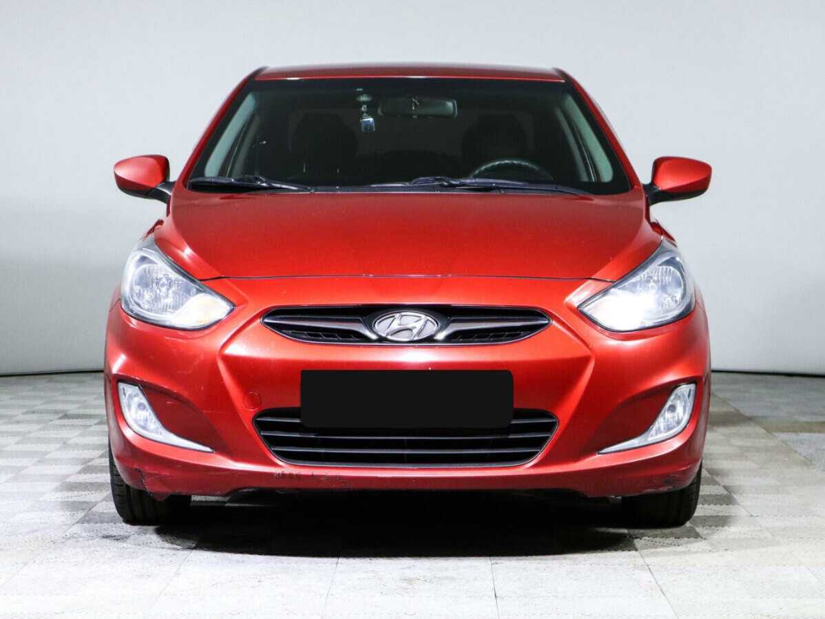 Купить Hyundai Solaris с пробегом. Фото: #1