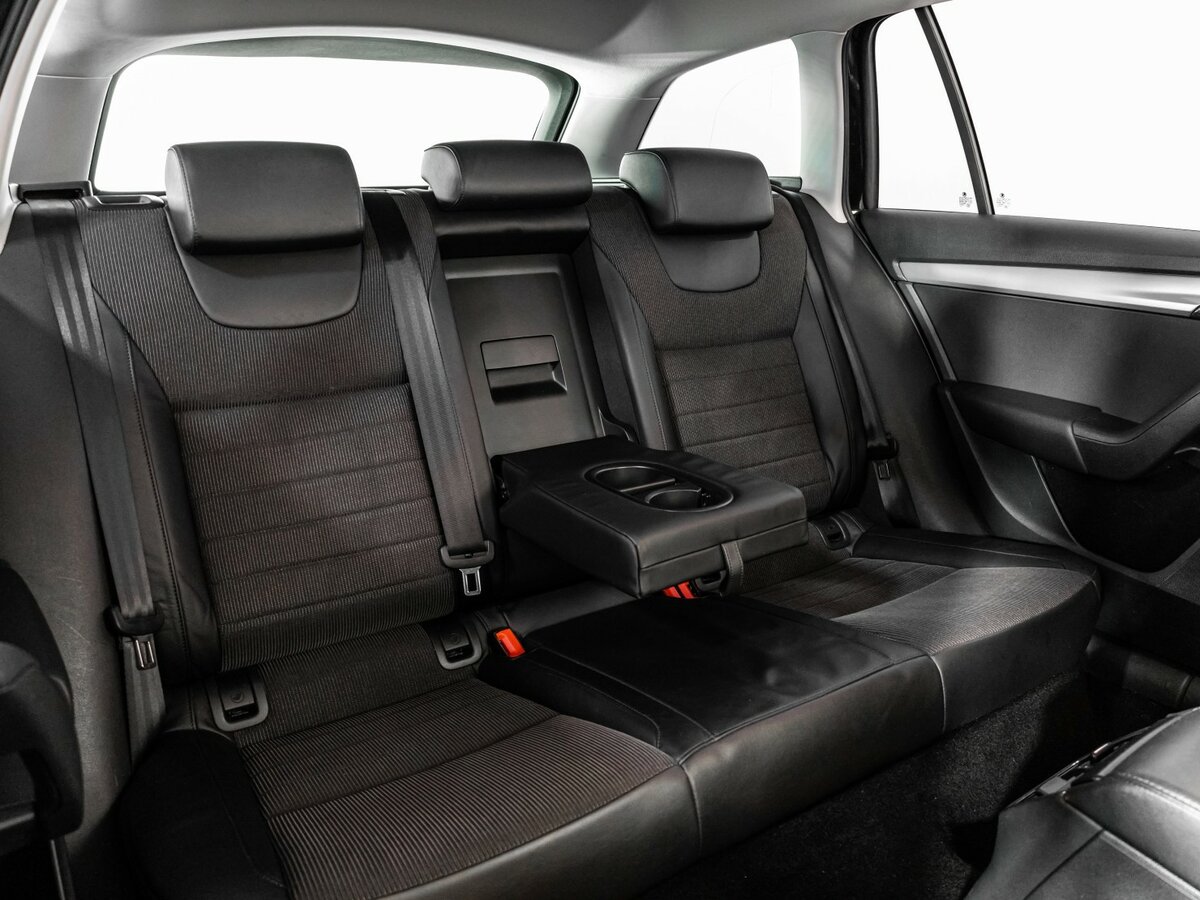 Купить Skoda Octavia с пробегом. Фото: #13