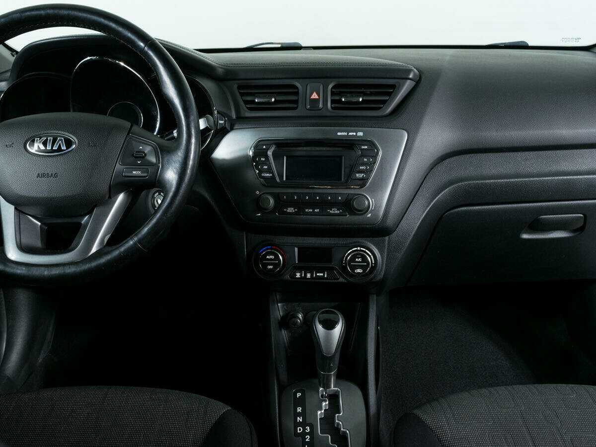 Купить Kia Rio с пробегом. Фото: #8