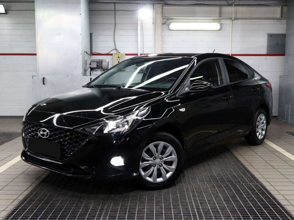 Купить Hyundai Solaris с пробегом. Посмотреть фото