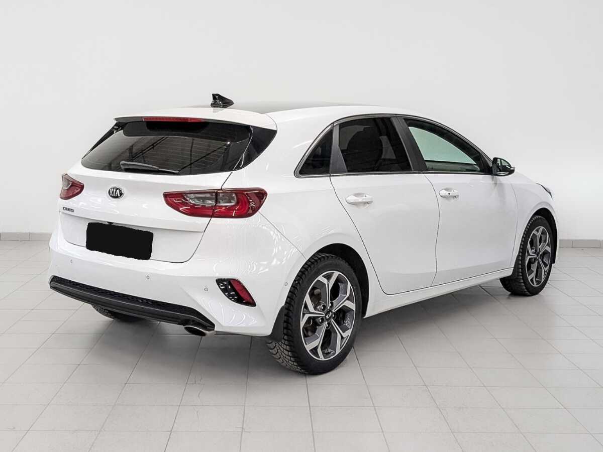 Купить Kia Ceed с пробегом. Фото: #4
