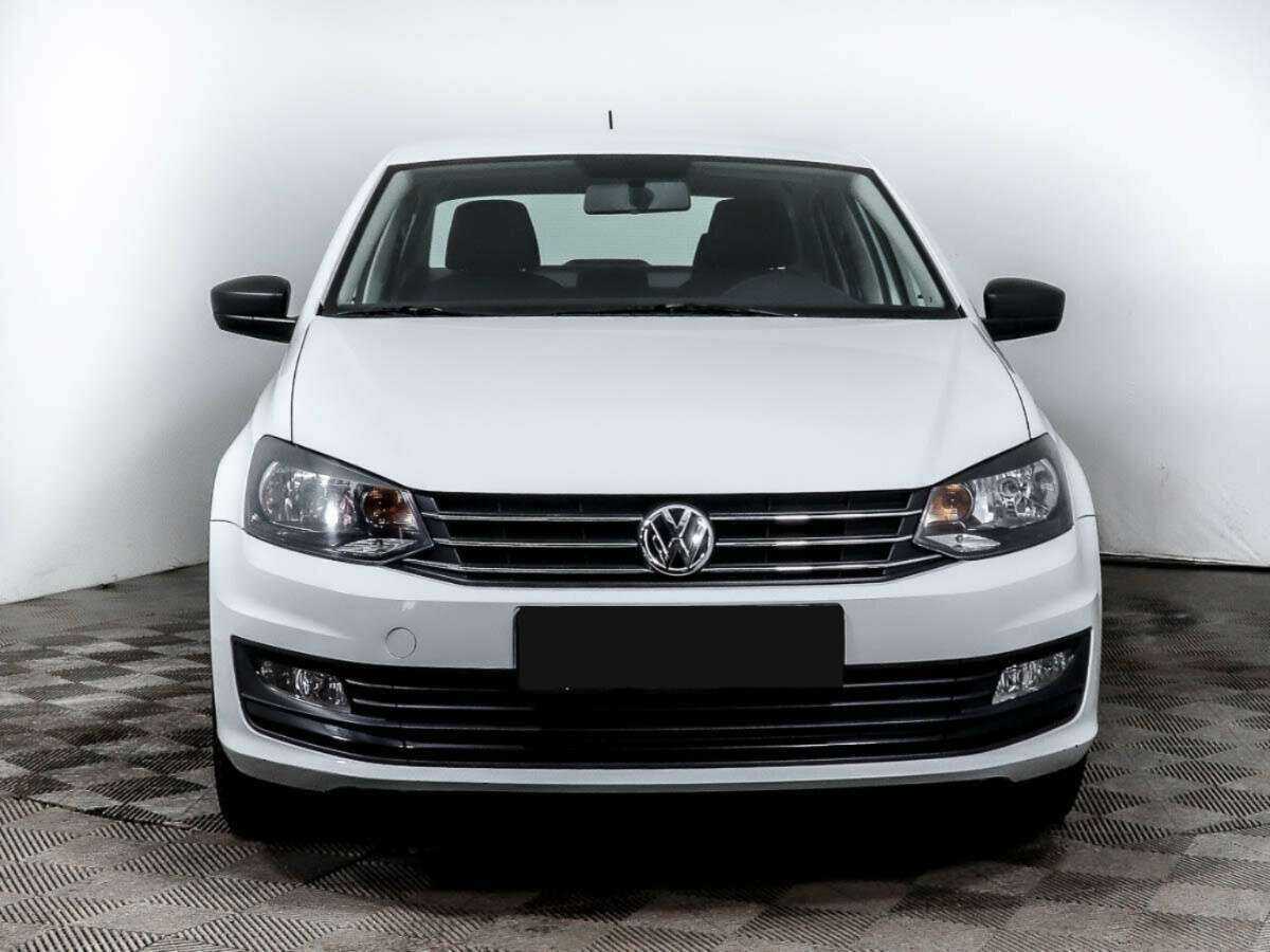 Купить Volkswagen Polo с пробегом. Фото: #1