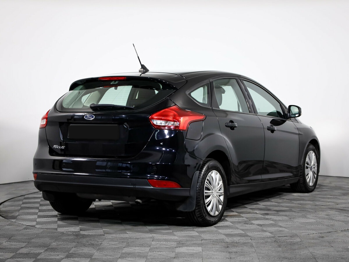 Купить Ford Focus с пробегом. Фото: #3