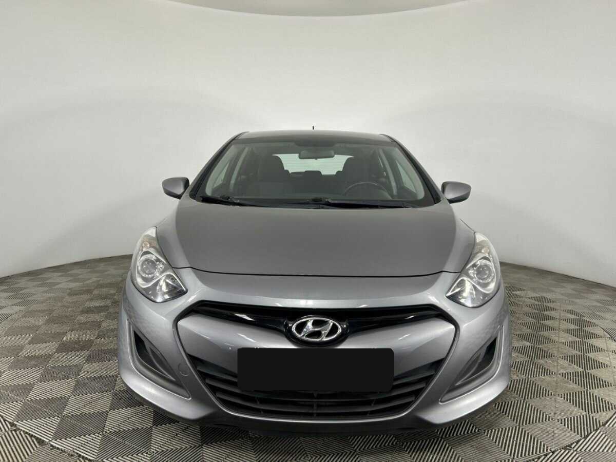 Купить Hyundai i30 с пробегом. Фото: #1
