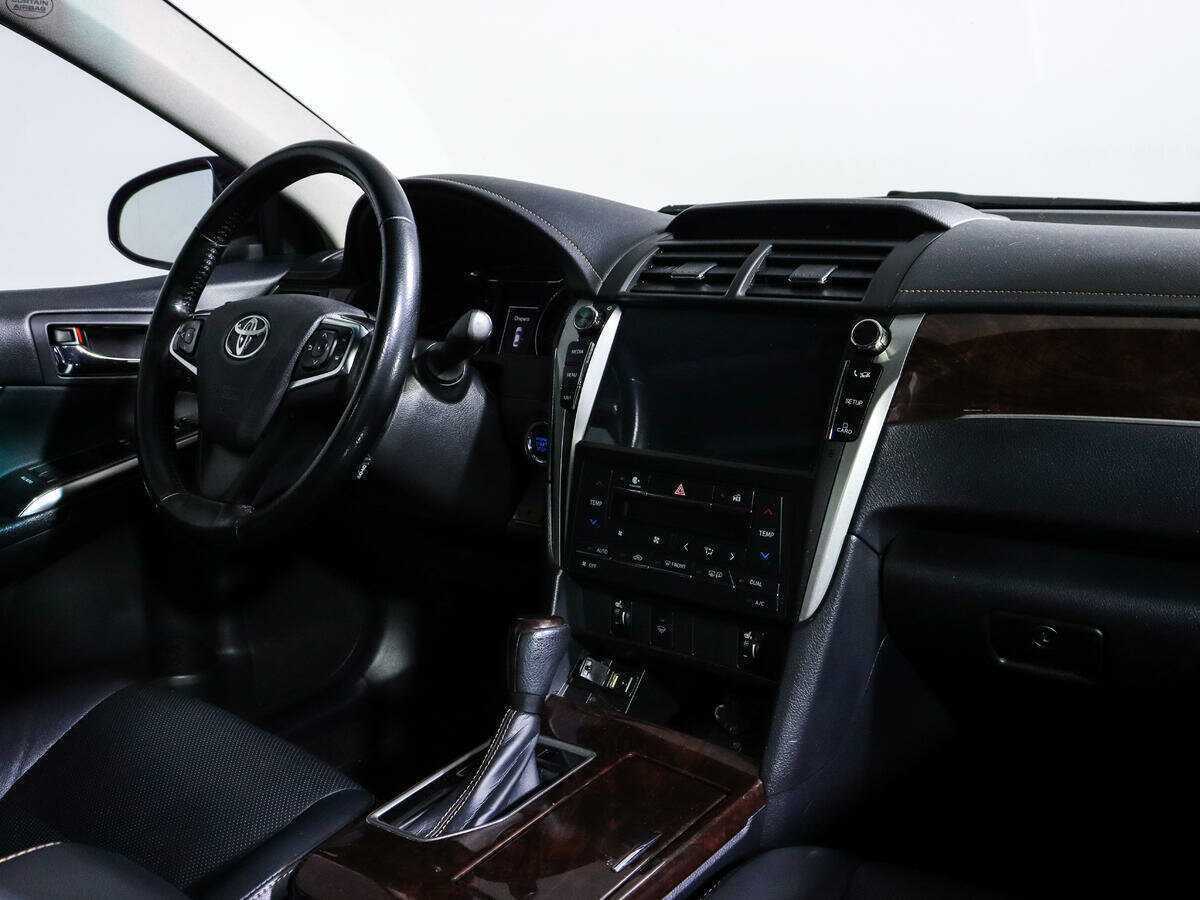 Купить Toyota Camry с пробегом. Фото: #6