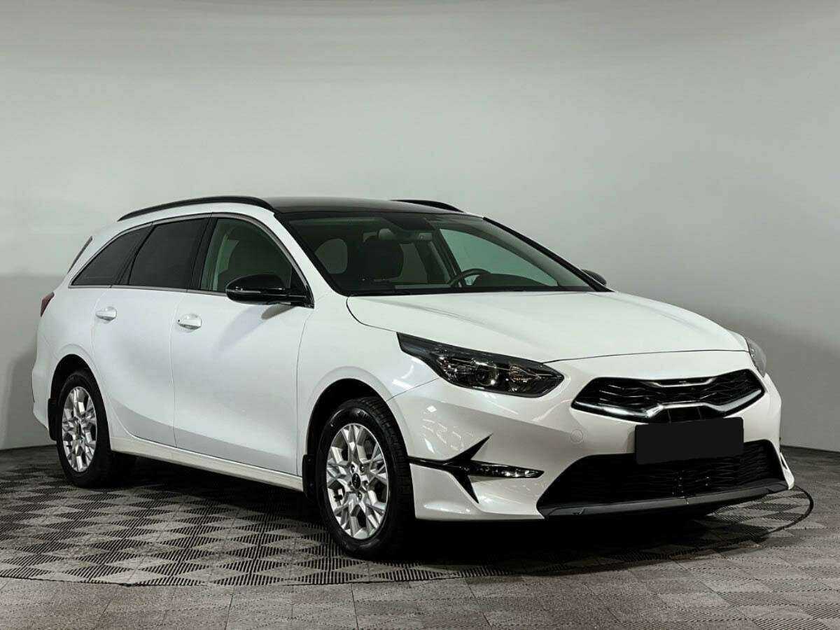 Купить Kia Ceed с пробегом. Фото: #2