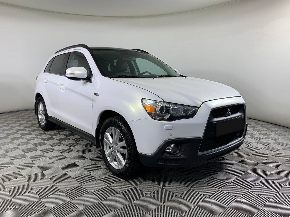 Купить Mitsubishi ASX с пробегом. Фото: #2