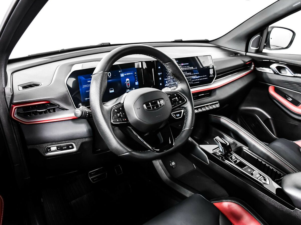Купить Geely Coolray с пробегом. Фото: #11