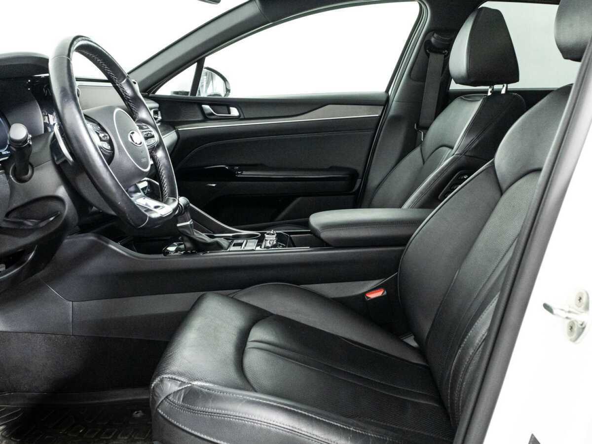 Купить Kia K5 с пробегом. Фото: #15