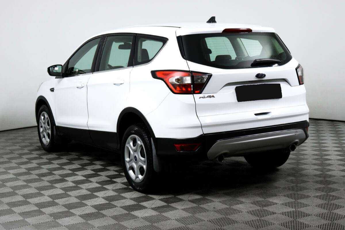 Купить Ford Kuga с пробегом. Фото: #6