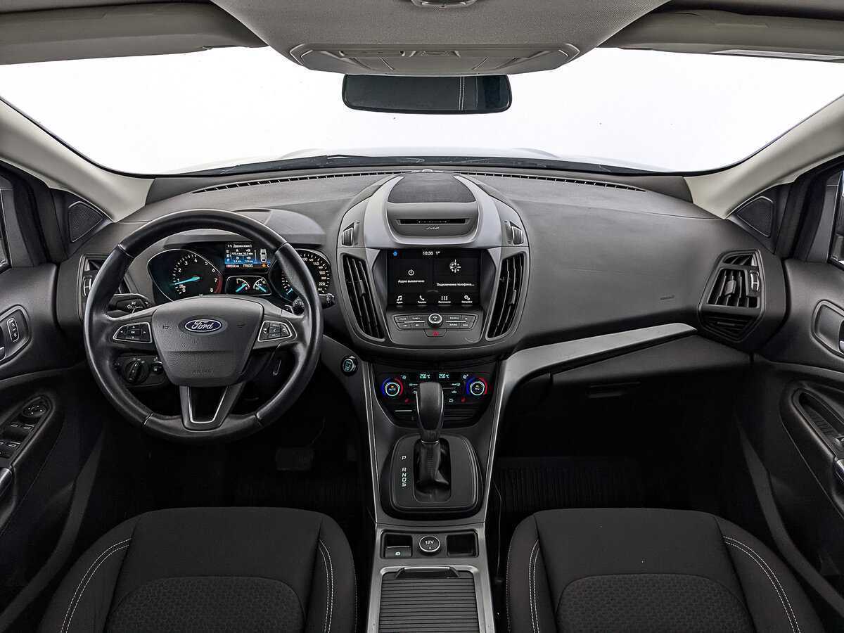 Купить Ford Kuga с пробегом. Фото: #12