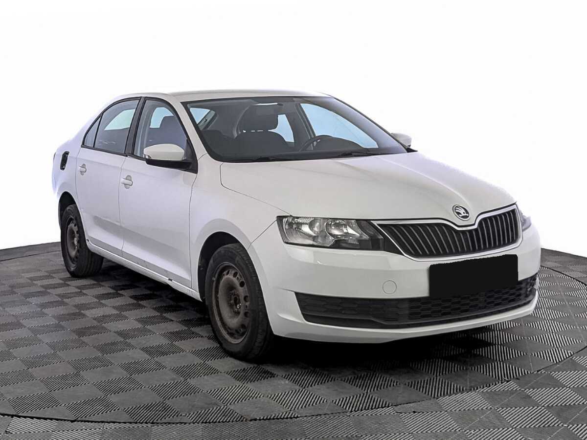 Купить Skoda Rapid с пробегом. Фото: #2