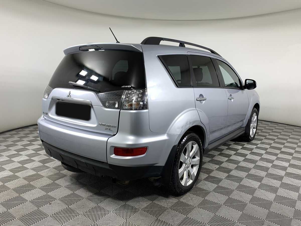 Купить Mitsubishi Outlander с пробегом. Фото: #4