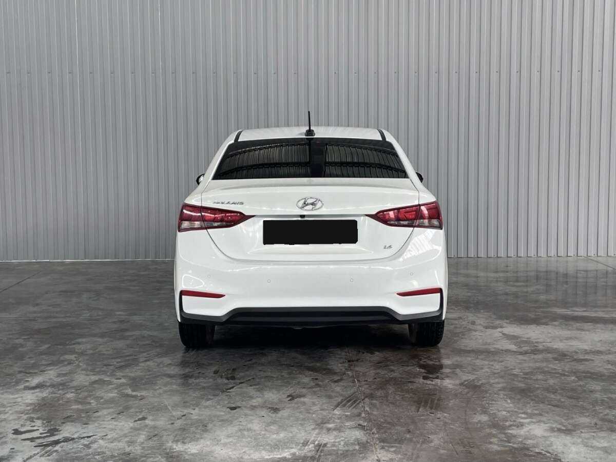 Купить Hyundai Solaris с пробегом. Фото: #5