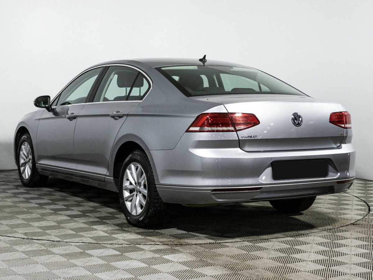 Купить Volkswagen Passat с пробегом. Фото: #6